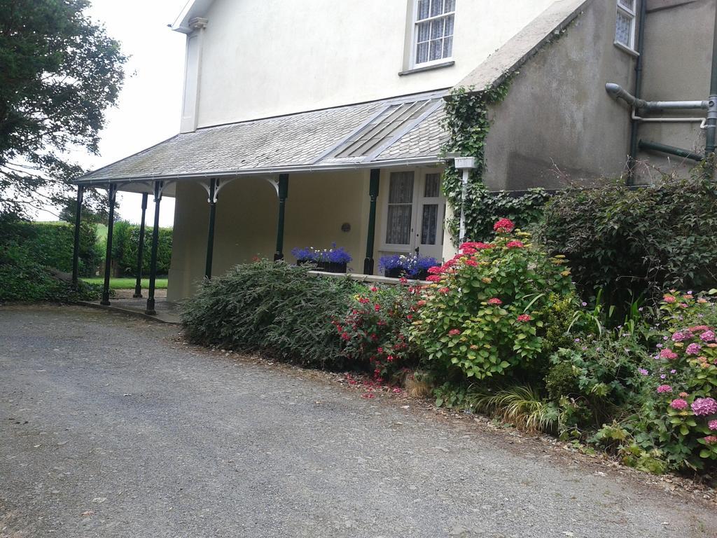 Westleigh House Farm Bed & Breakfast บิดีฟอร์ด ภายนอก รูปภาพ